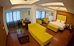 Hotel Paramount Tower Calicut